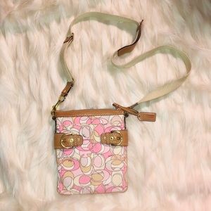 🎀Pink Coach Crossbody Purse